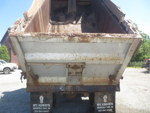 International 5500i Tri Axle Dump