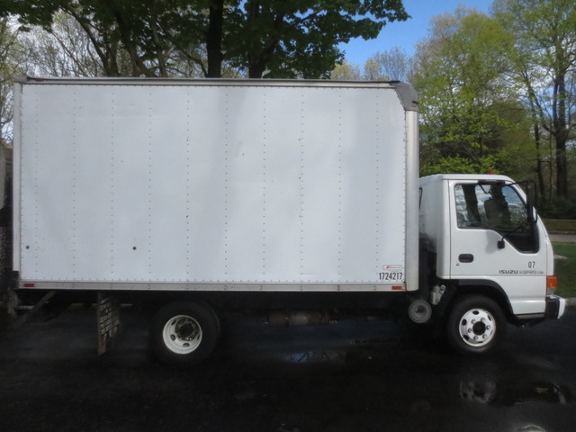 Isuzu NPR 14 Foot Box Truck