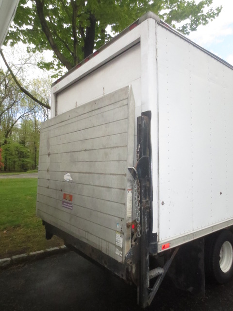 Isuzu NPR 14 Foot Box Truck