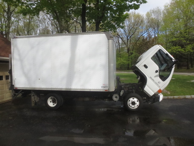 Isuzu NPR 14 Foot Box Truck