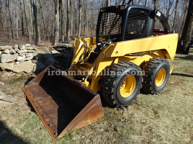 2002 John Deere 260 Series II Skid Steer