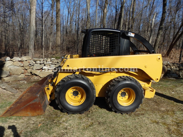 2002 John Deere 260 Series II Skid Steer