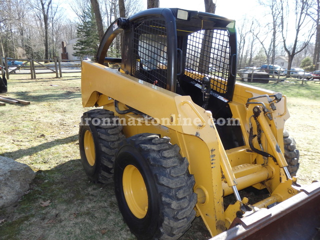 2002 John Deere 260 Series II Skid Steer