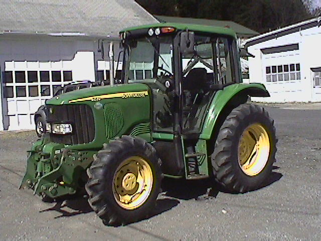 2003 John Deere 6220 Tractor