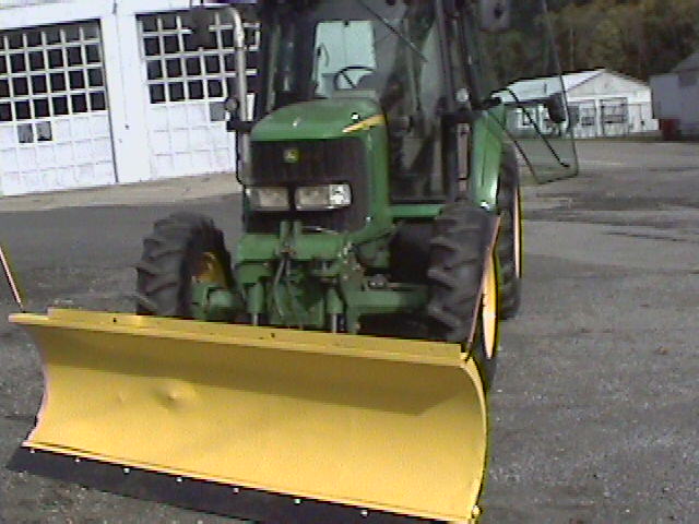 2003 John Deere 6220 Tractor