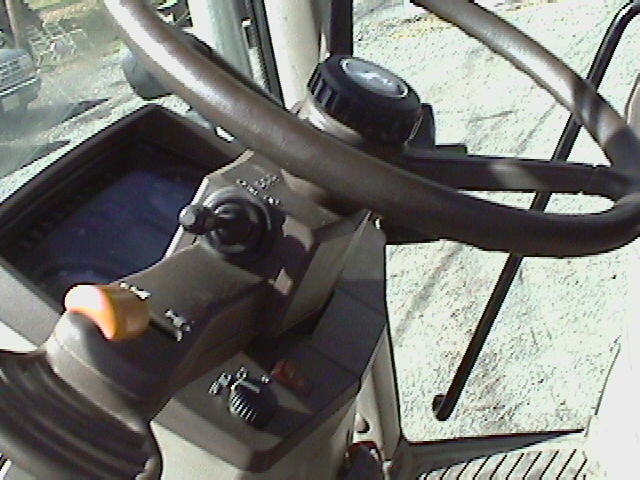 2003 John Deere 6220 Tractor