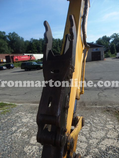 used 1992 John Deere 70 14,600lb Excavator with back fill blade Thumb for sale