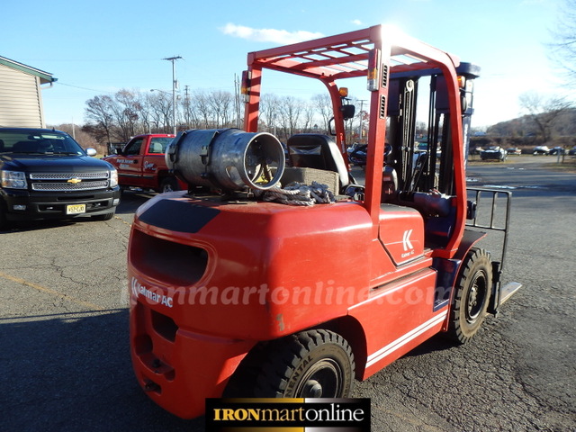 Kalmar 10,000lb lift capacity Tow Motor Forklift