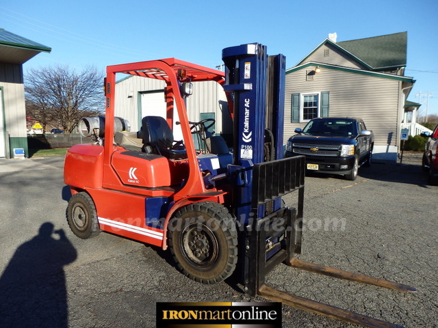 Kalmar 10,000lb lift capacity Tow Motor Forklift