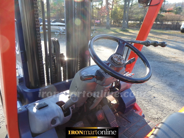 Kalmar 10,000lb lift capacity Tow Motor Forklift