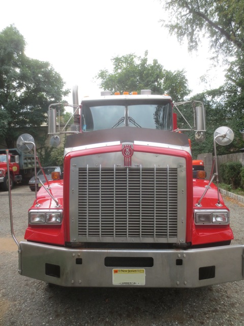 1998 Kenworth T800 Tandem Axle Tractor