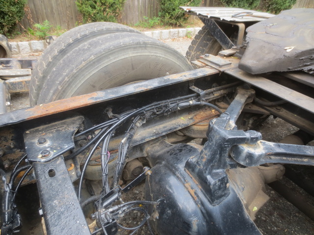 1998 Kenworth T800 Tandem Axle Tractor