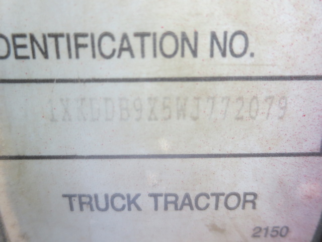 1998 Kenworth T800 Tandem Axle Tractor