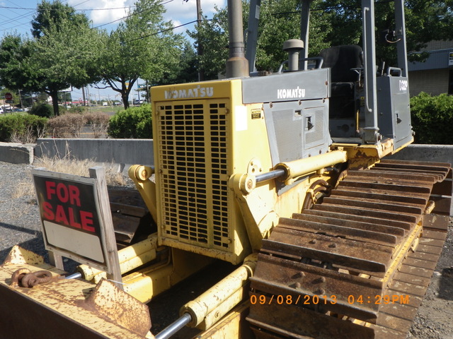 Komatsu D32P Dozer