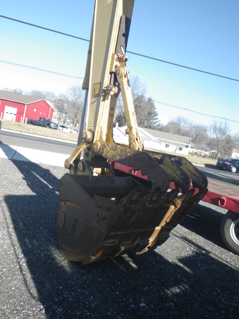 2004 Komatsu PC200LC-7 Excavator