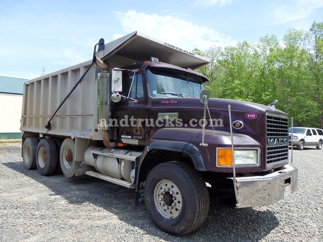 1998 Mack CL713 Tri Axle Dump