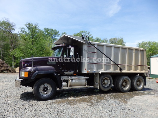 1998 Mack CL713 Tri Axle Dump