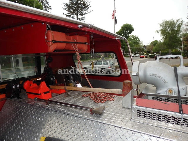 1983 Mack CF611F water fire pumper truck