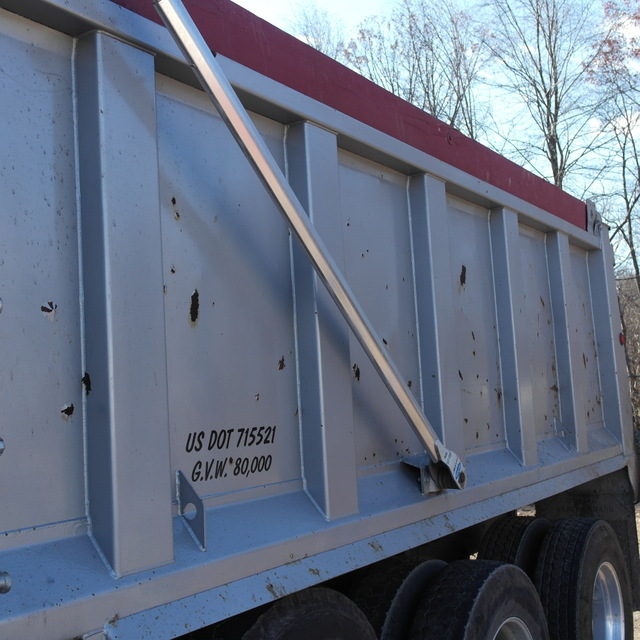 2005 Granite Mack‏ Tri Axle Dump