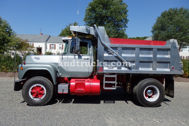 1985 Mack Single Axle R-Model Dump Truck 250hp with Jake