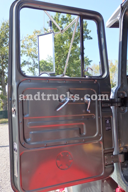 1985 Mack Single Axle R-Model Dump Truck 250hp with Jake