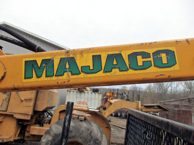 1999 Majco M140 Log Loader