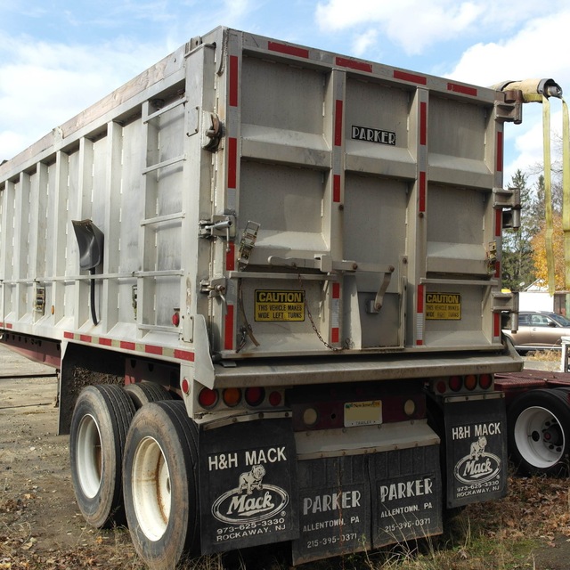 1993 Parker 60 Yard Dump Trailer