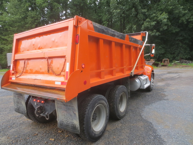 2006 Peterbilt 335 Tandem Axle Dump Truck