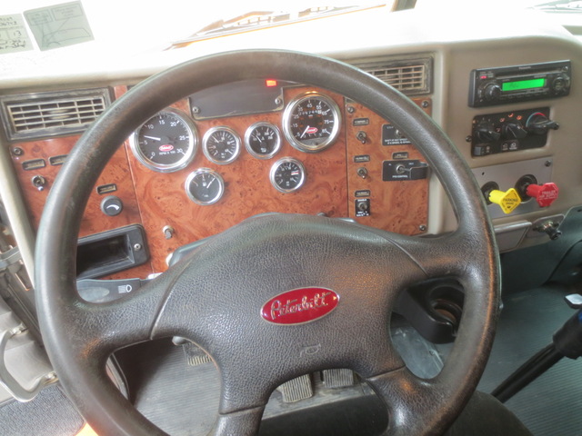 2006 Peterbilt 335 Tandem Axle Dump Truck