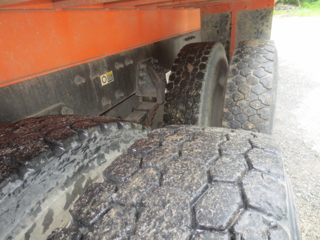 2006 Peterbilt 335 Tandem Axle Dump Truck