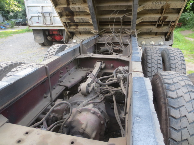 Peterbilt 357 Tandem Axle Dump Truck