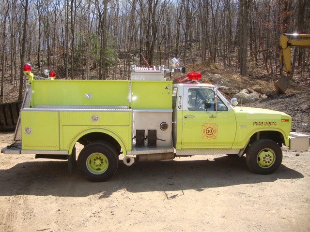 Ford F 350 4x4 Off Road Fire Pumper