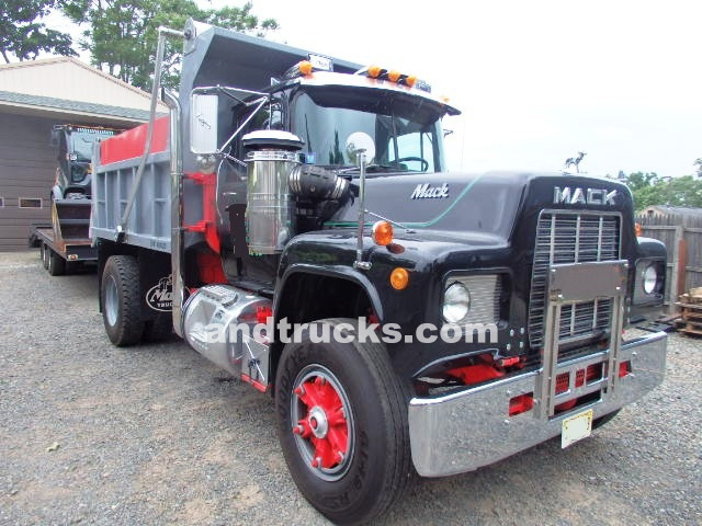 Single Axle Mack used for sale‏