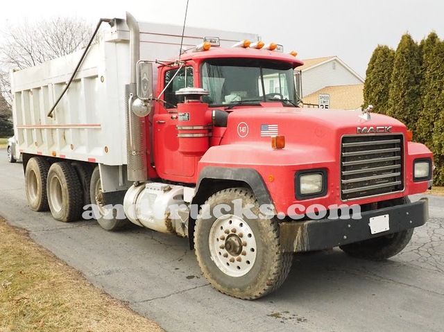 1998 350 hp R-Model Mack Tri Axle Dump Truck