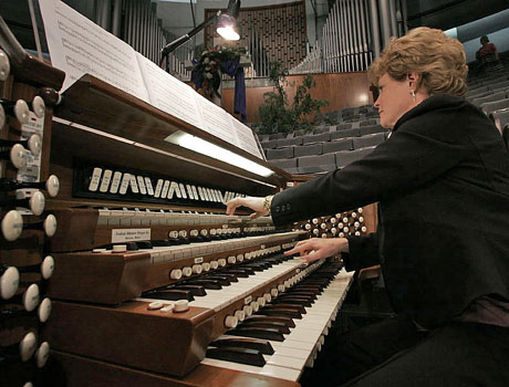 Organist, The Auditorium, Independence, Missouri.