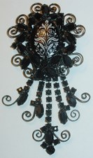 Verified Brooch/Pendants