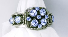<b>Vintage Costume Jewelry</b>