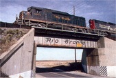Enlarge photo 937