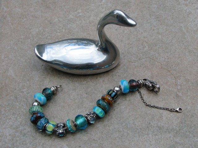 I've the greeny blues, and ID the beads IMG_2276cr