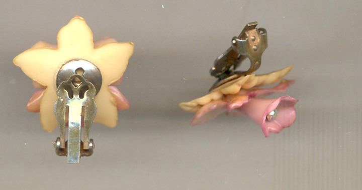 Orchid%20Earrings%20Details.jpg