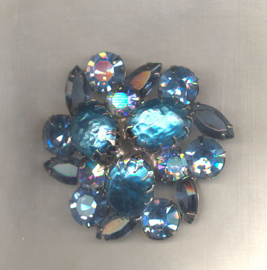 Regency%20_US_%20Mab_%20Blue%20Pearl%20and%20RS%20Brooch.jpg