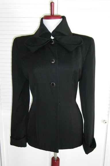 Lilli%20Ann%20Black%20Jacket.jpg