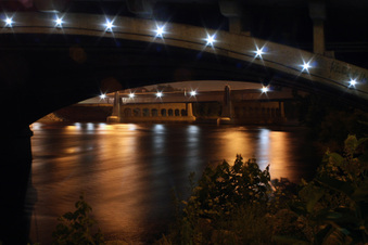 Enlarge photo 93