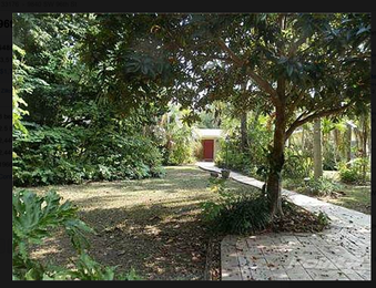 ATT HOUSE 9840