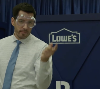 LOWES