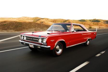 1967 Plymouth GTX Hemi Tracking Shots