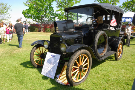 2014 Fabulous Fords Forever! Photos
