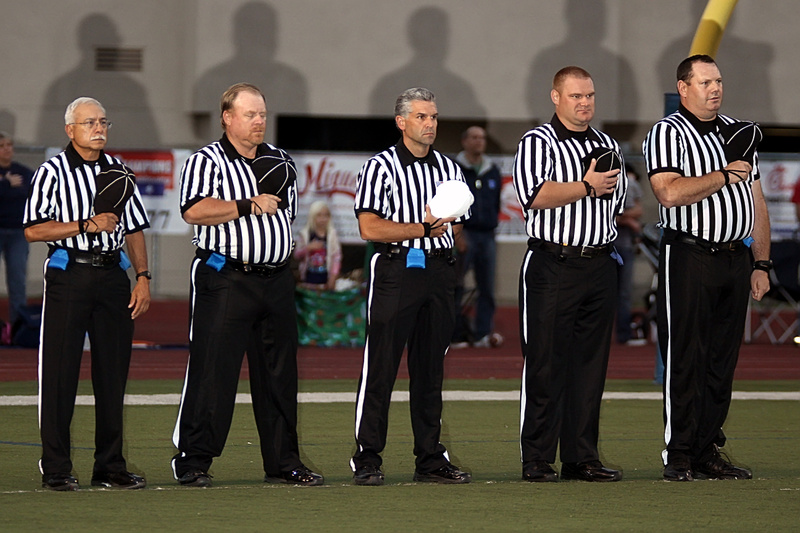 IMAGE: http://photos.imageevent.com/pokemom/football/eltorohighschool/eths2011/etvscanyon/large/09-16-11%20Canyon%20045.JPG