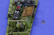 Enlarge photo 69