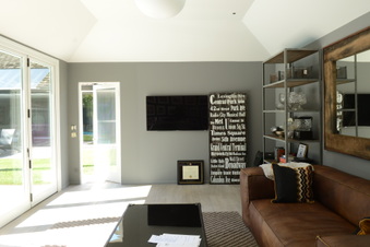 Enlarge photo 38